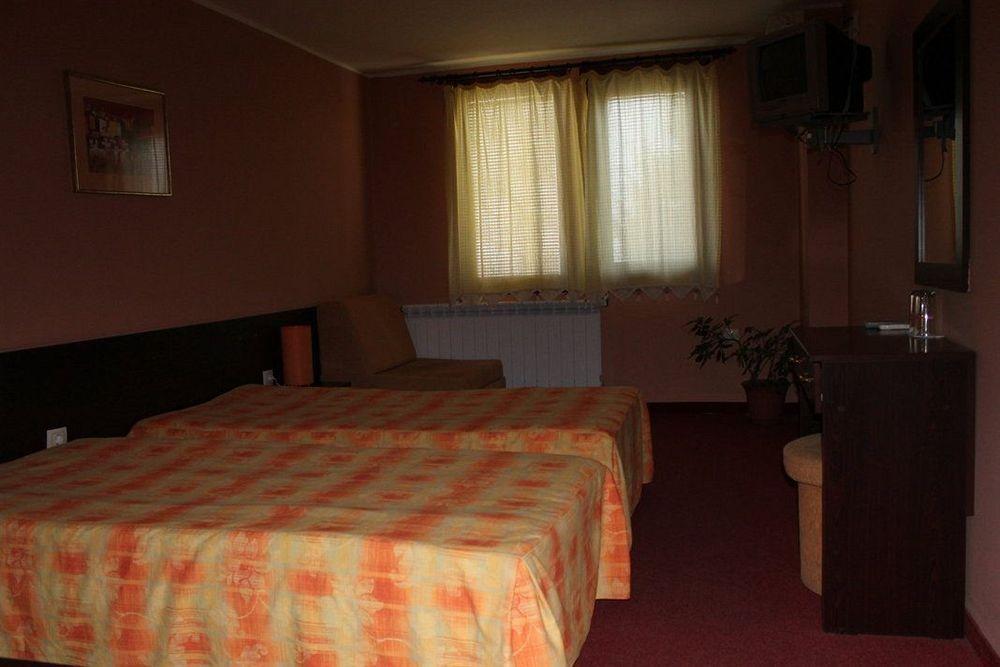 Hotel Elena Veliko Tŭrnovo Eksteriør bilde