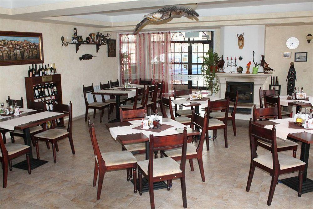 Hotel Elena Veliko Tŭrnovo Eksteriør bilde